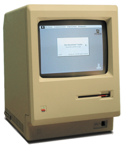Wikipedia「初代 Macintosh」のMacintosh 128K（1984年-）
